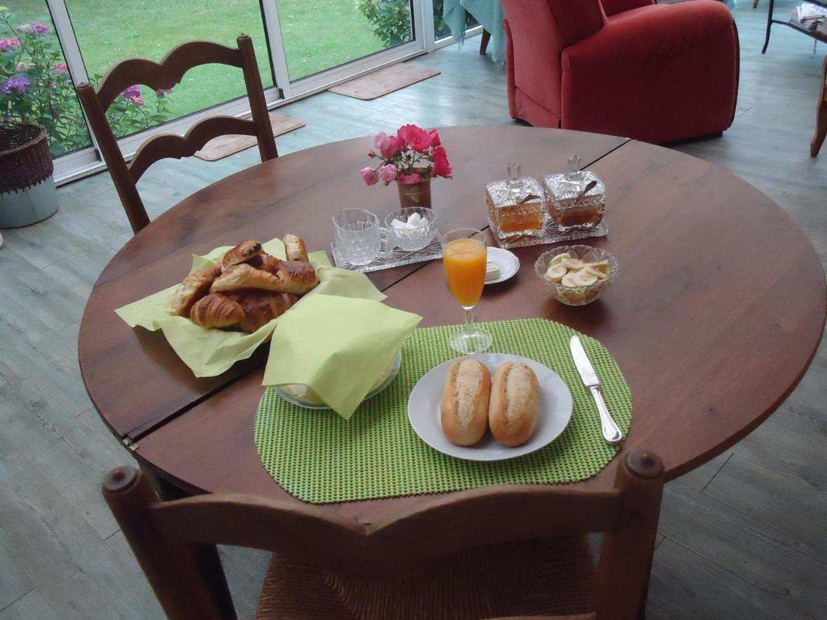 Bed and Breakfast A La Cerisaie Carignan-de-Bordeaux Exterior foto