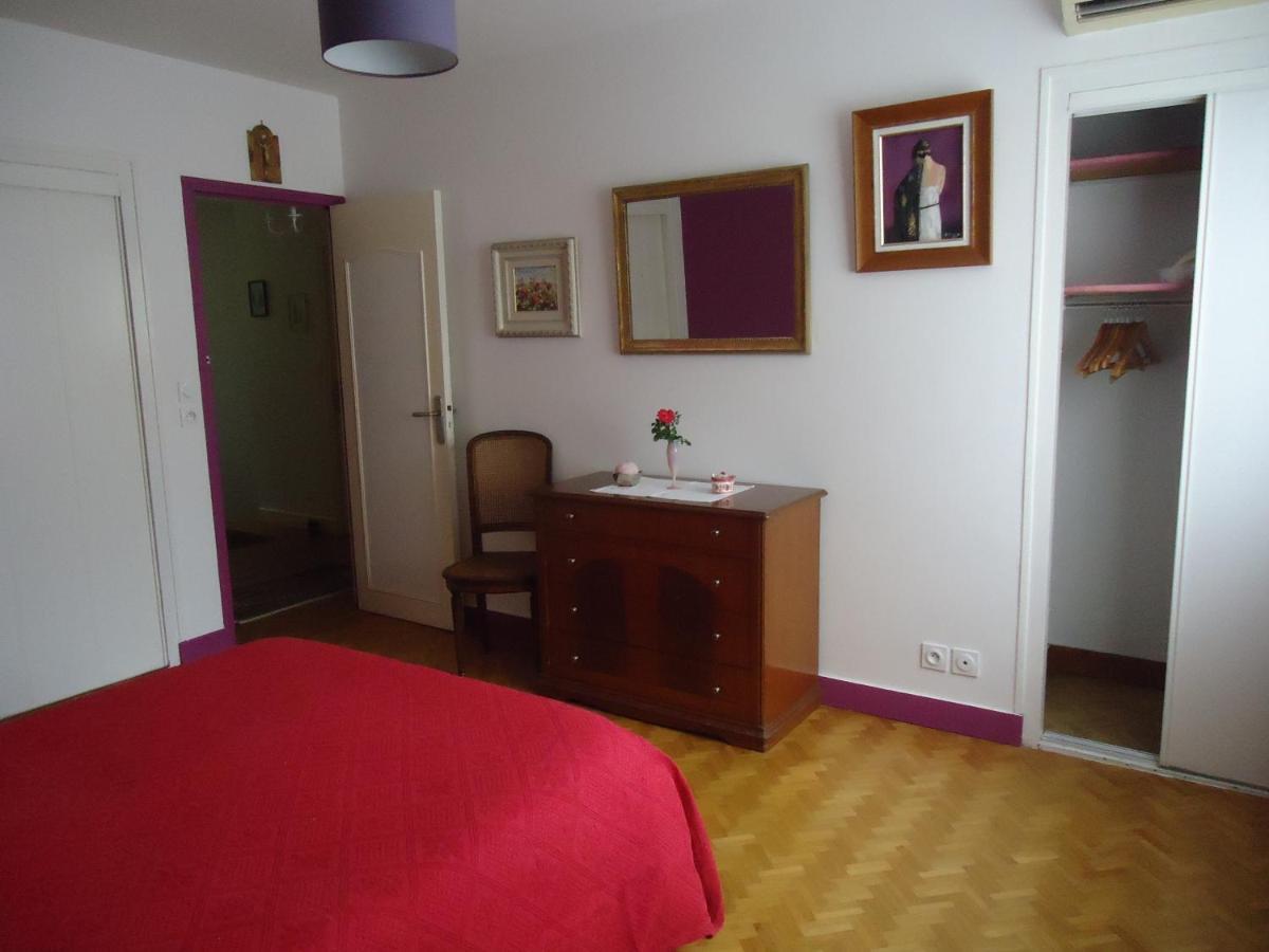 Bed and Breakfast A La Cerisaie Carignan-de-Bordeaux Exterior foto